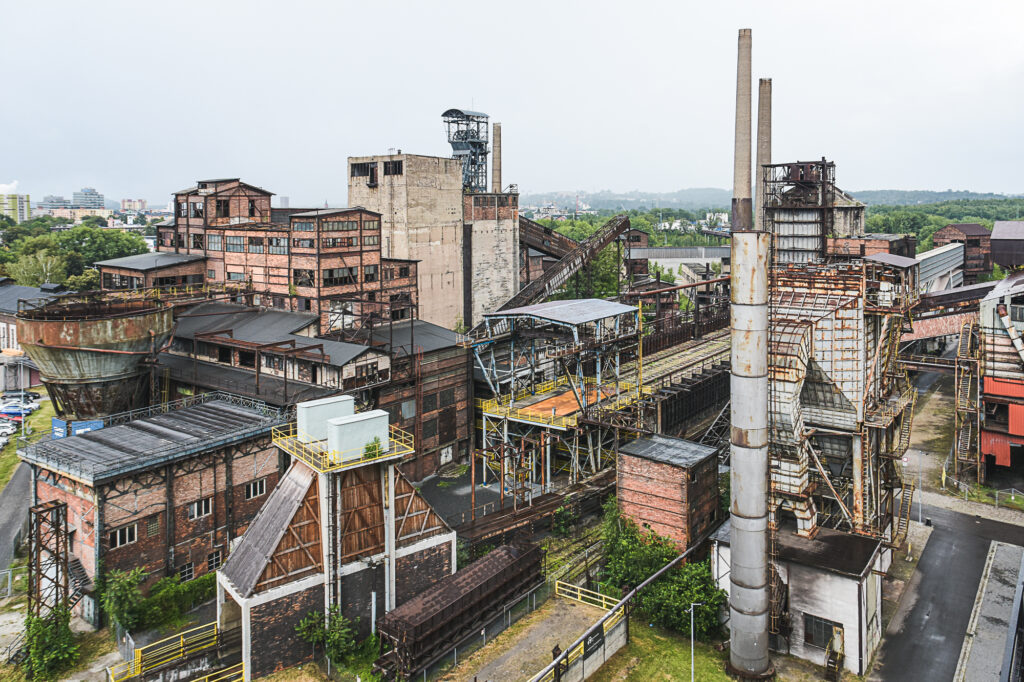 Foto fabbrica abbandonata